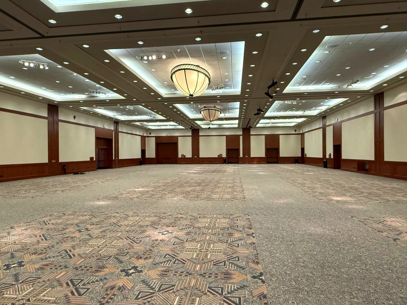 Palomino Hall empty, full length
